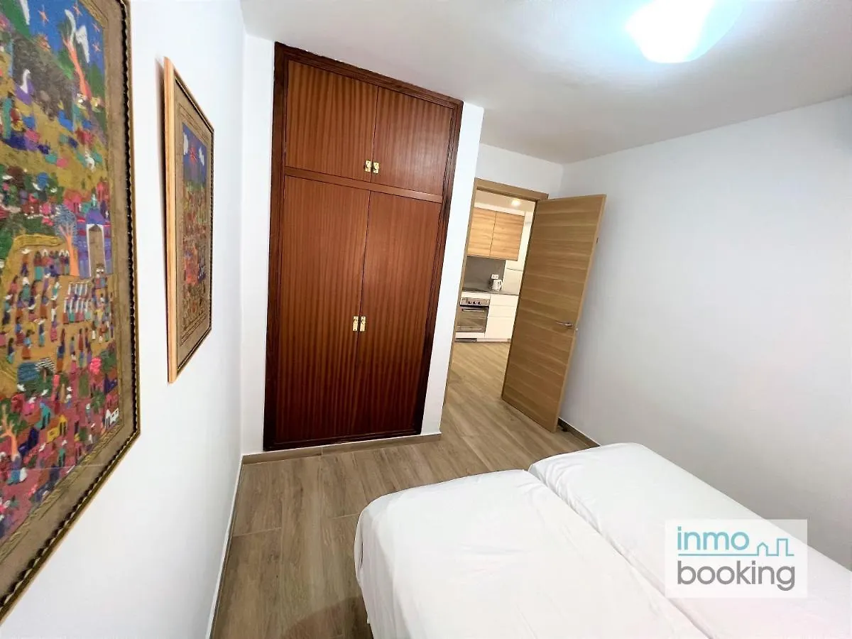 Inmobooking Maresto II Салоу 0*,